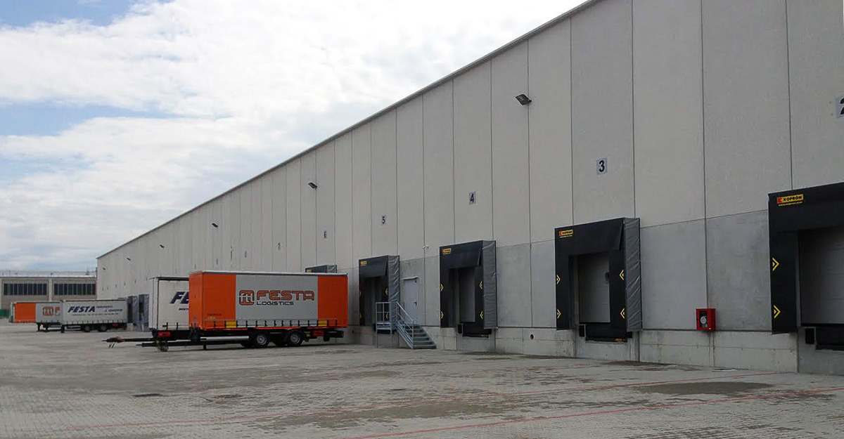 loading-bays-kopron-logistics